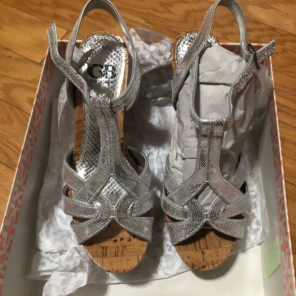 Gianni Bini Sandals